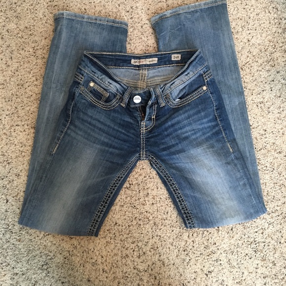 BKE Stella Flare Jeans - Picture 3 of 4